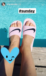Ariane Brodier feet photo 19