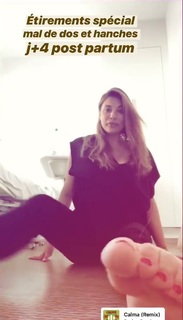 Ariane Brodier feet photo 11