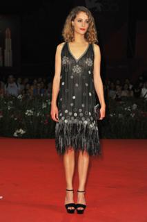 Ariane Labed feet photo 13