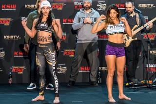 Ariane Lipski feet photo 5
