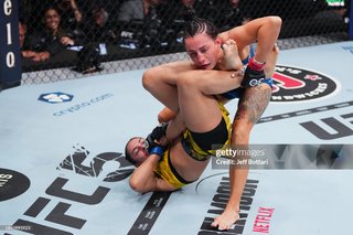 Ariane Lipski feet photo 15