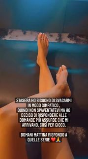 Arianna Bertoncelli feet photo 4