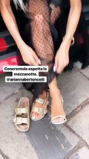 Arianna Bertoncelli feet photo 11