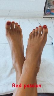 Arianna Bertoncelli feet photo 6