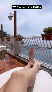 Arianna Bertoncelli feet photo 5