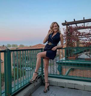 Arianna Bertoncelli feet photo 3