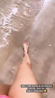 Arianna Bertoncelli feet photo 9