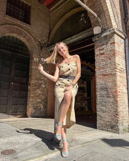 Arianna Bertoncelli feet photo 15