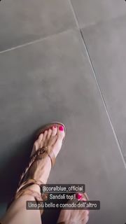 Arianna Bertoncelli feet photo 5