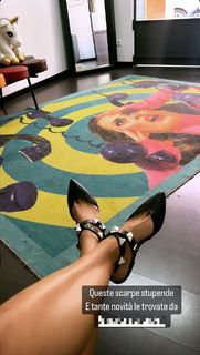 Arianna Bertoncelli feet photo 3