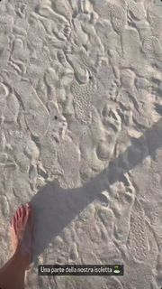 Arianna Bertoncelli feet photo 7