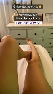 Arianna Bertoncelli feet photo 3