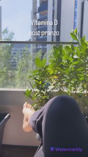 Arianna Bertoncelli feet photo 3