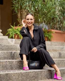 Arianna Bertoncelli feet photo 3