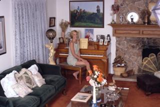 Arianne Zucker feet photo 10
