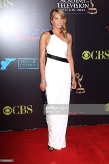 Arianne Zucker feet photo 19