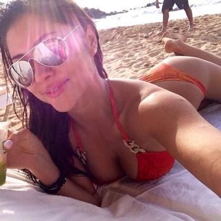 Arianny Celeste feet photo thumbnail