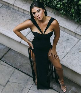 Arianny Celeste feet photo thumbnail