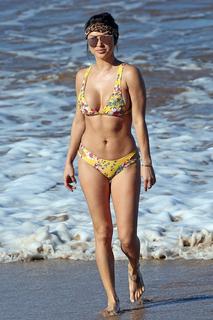 Arianny Celeste feet photo thumbnail