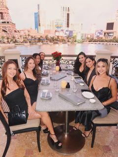 Arianny Celeste feet photo thumbnail