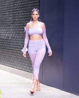 Arianny Tenorio feet photo thumbnail