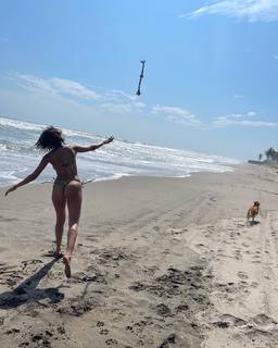 Arianny Tenorio feet photo thumbnail