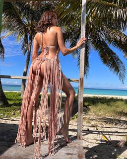 Arianny Tenorio feet photo thumbnail