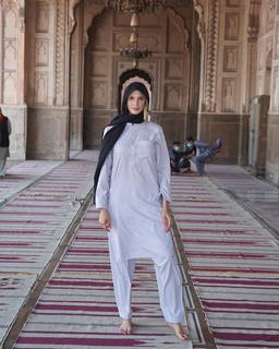 Arianny Tenorio feet photo thumbnail