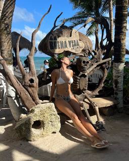 Arianny Tenorio feet photo thumbnail