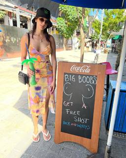 Arianny Tenorio feet photo thumbnail