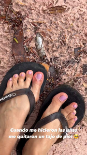 Arianny Tenorio feet photo thumbnail