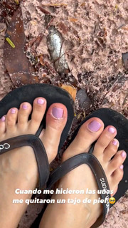 Arianny Tenorio feet photo thumbnail