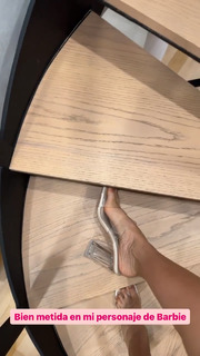 Arianny Tenorio feet photo thumbnail