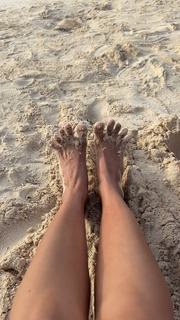 Arianny Tenorio feet photo thumbnail