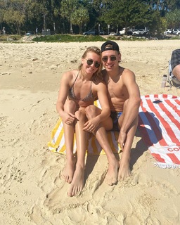Ariarne Titmus feet photo 10