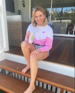 Ariarne Titmus feet photo 7