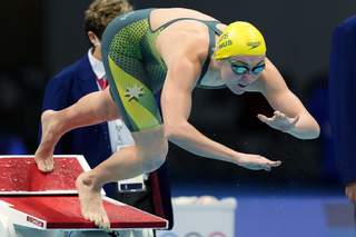 Ariarne Titmus feet photo 1