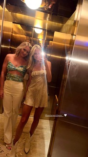 Ariarne Titmus feet photo 10