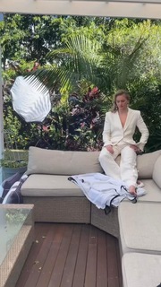 Ariarne Titmus feet photo 7