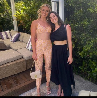 Ariarne Titmus feet photo 1
