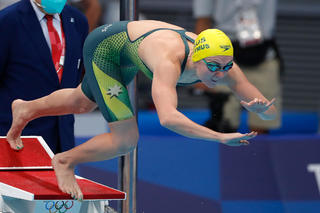 Ariarne Titmus feet photo 16