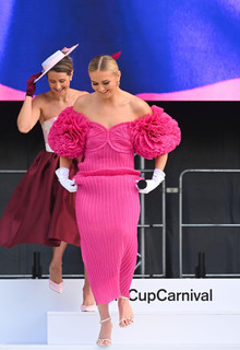 Ariarne Titmus feet photo 11