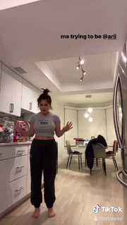 Ariel Martin feet photo 1