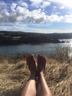 Ariel Tweto feet photo thumbnail