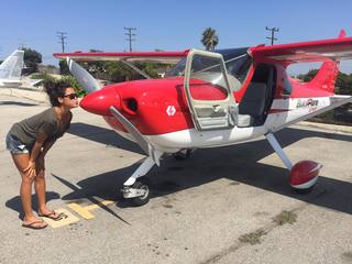 Ariel Tweto feet photo thumbnail
