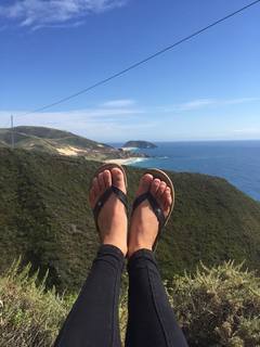 Ariel Tweto feet photo thumbnail