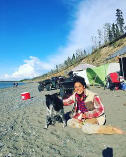 Ariel Tweto feet photo thumbnail