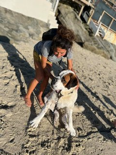 Ariel Tweto feet photo thumbnail