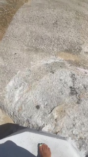 Ariel Tweto feet photo thumbnail