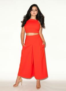 Ariel Winter feet photo thumbnail